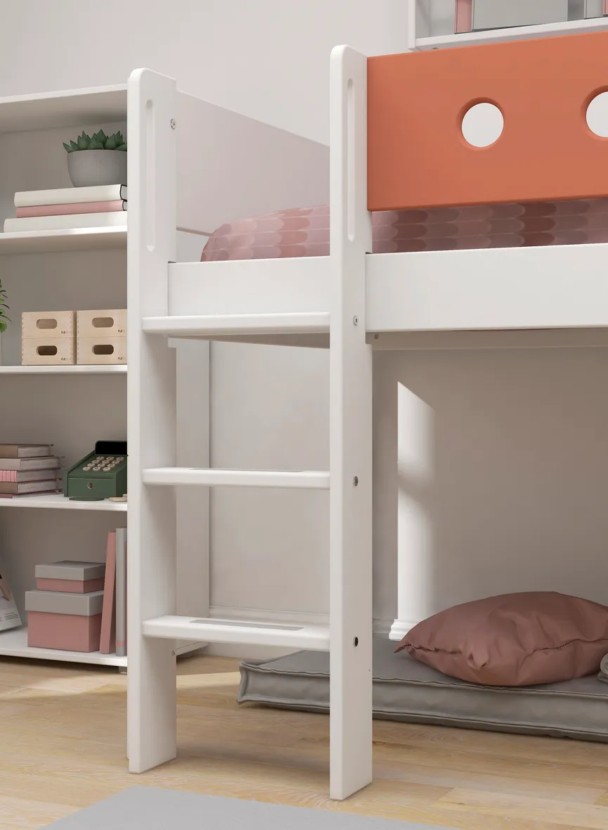 Halbhohes Bett/Gerade Leiter detail