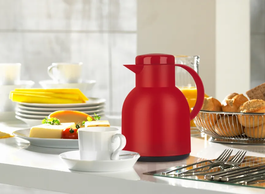 Isolierkanne Samba 1 l rot milieu