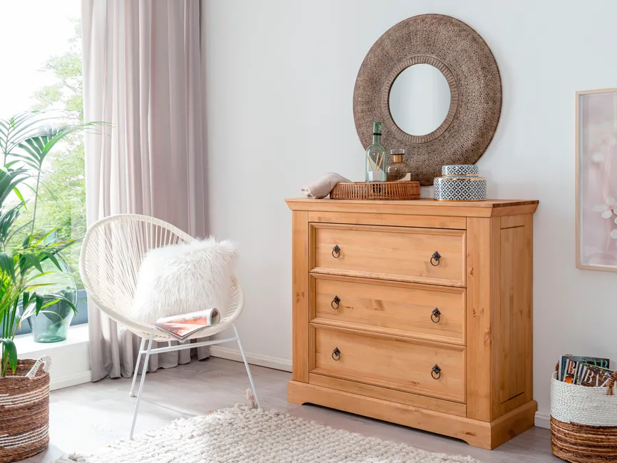 Kommode hauptaufnahme