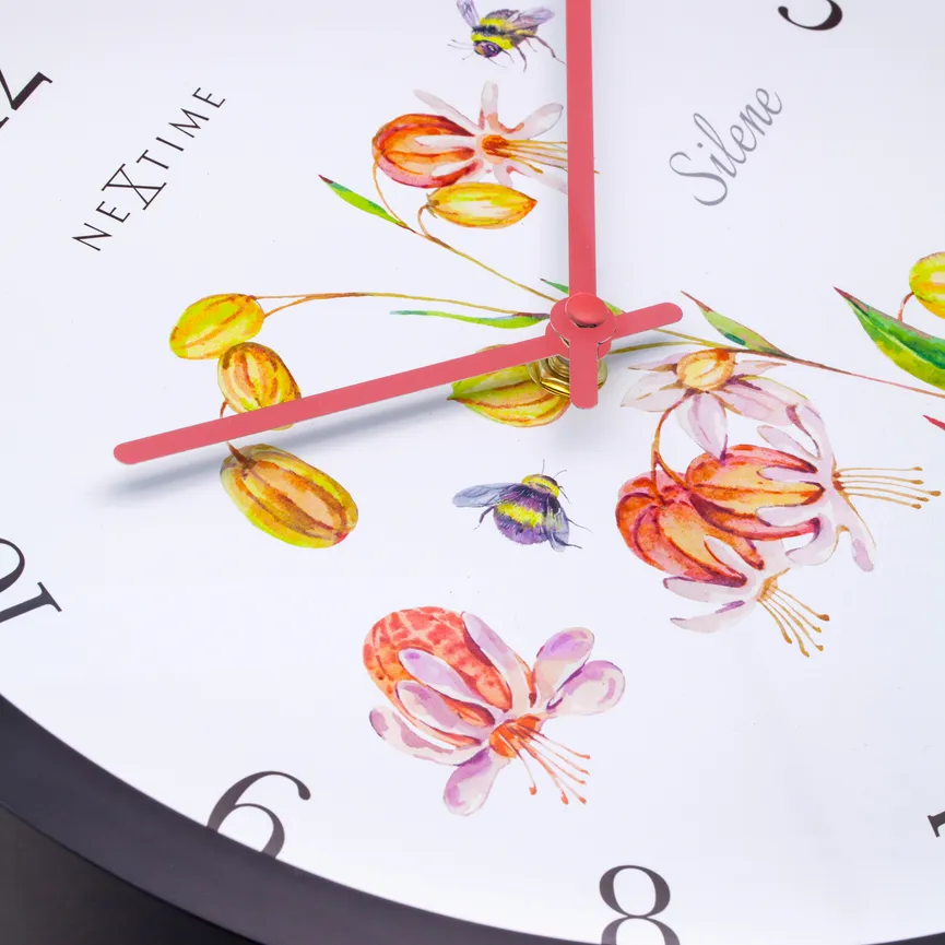 Quarzwanduhr "Silene" detail