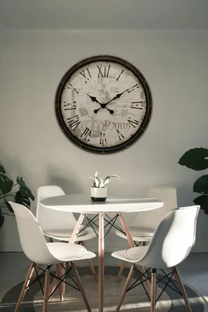 Quarzwanduhr