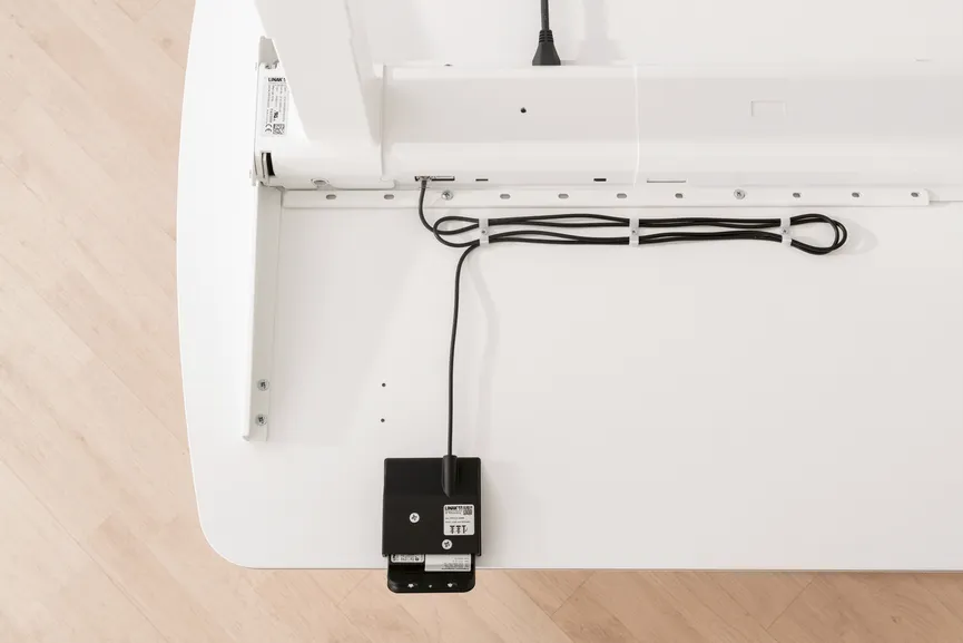 Schreibtisch 130 detail