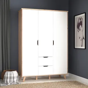 Kleiderschrank