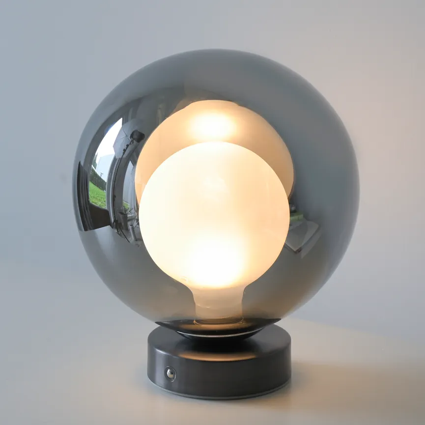 Akku-Tischleuchte "POPUP" detail