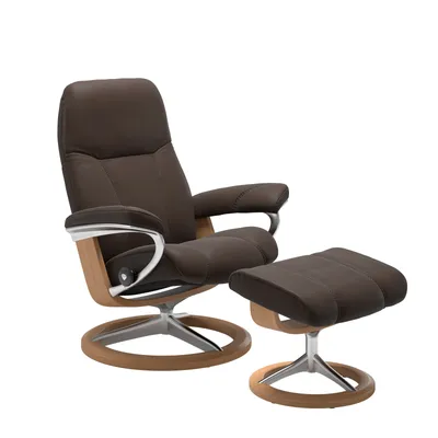 Sessel mit Hocker