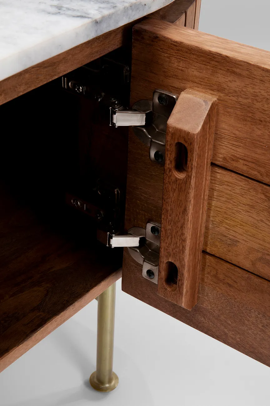 Lowboard detail