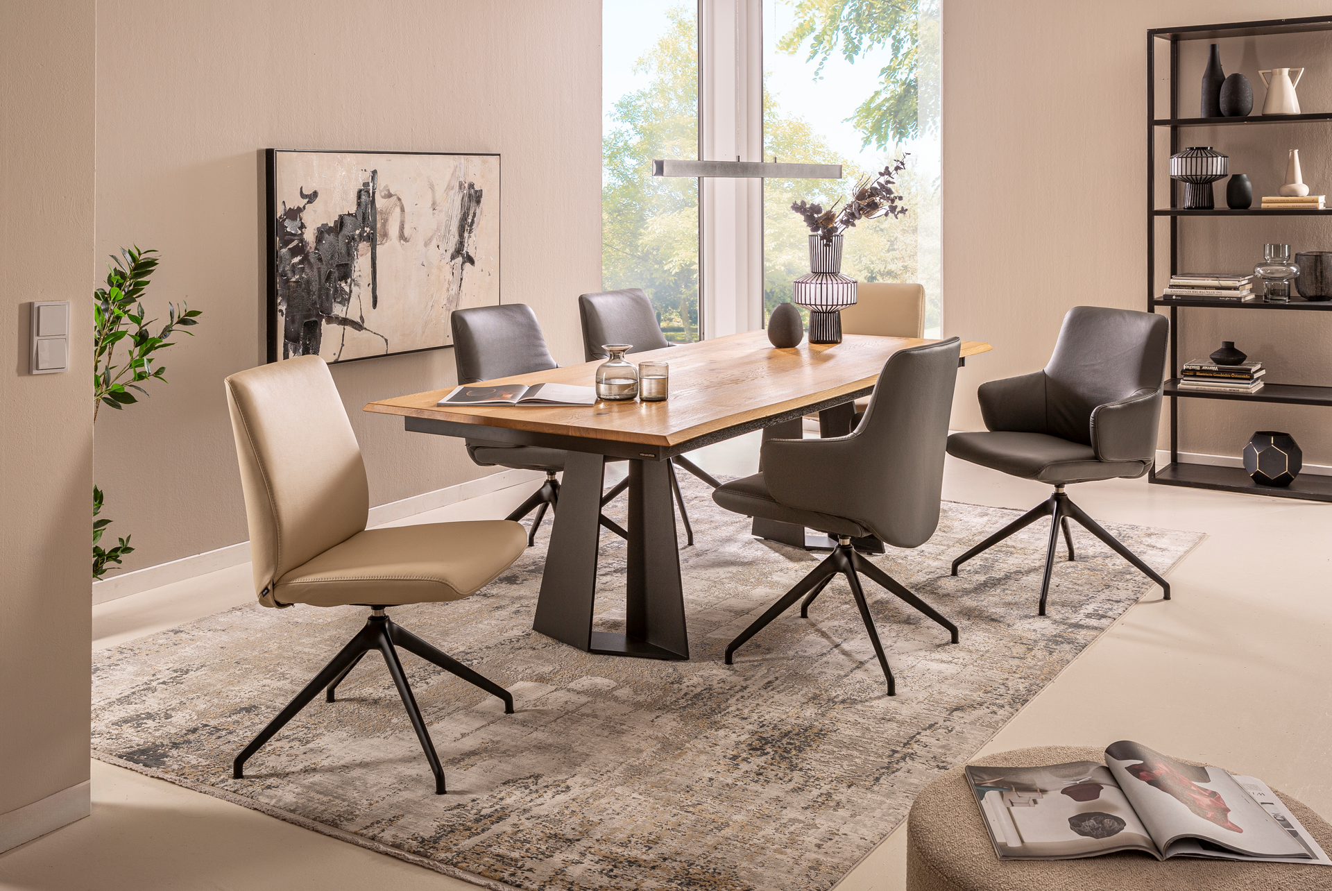 Stuhl mit Autoreturn milieu