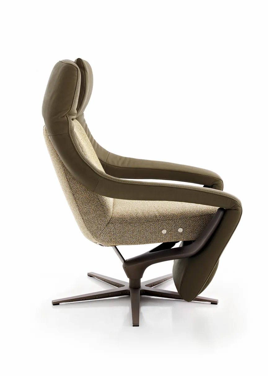 Sessel Yoko-2 DK bronziert detail