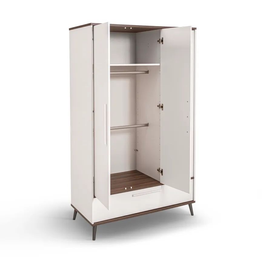 Kleiderschrank 3-trg. detail