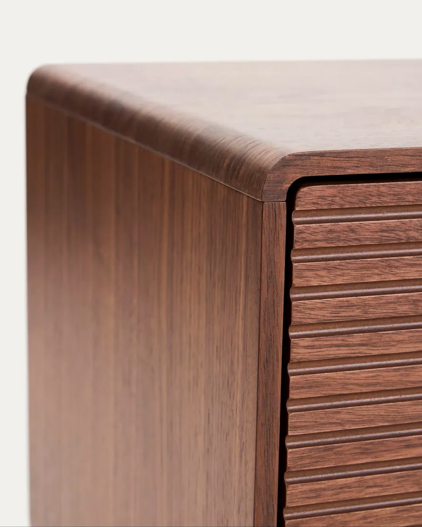 Lowboard detail