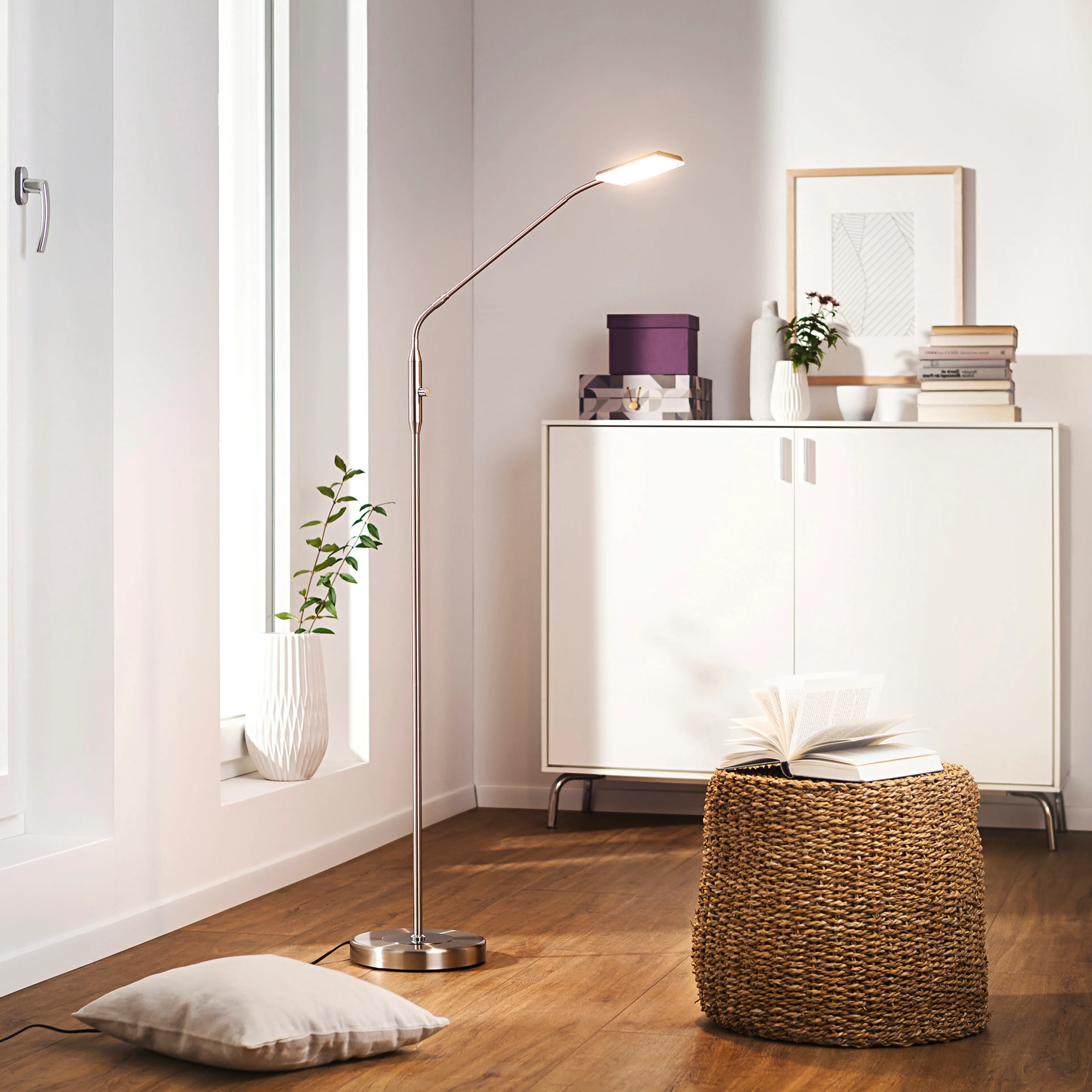 LED-Stehlampe 