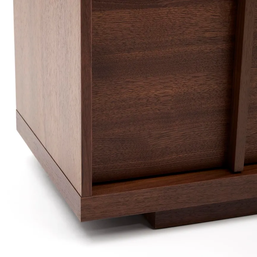 Sideboard detail
