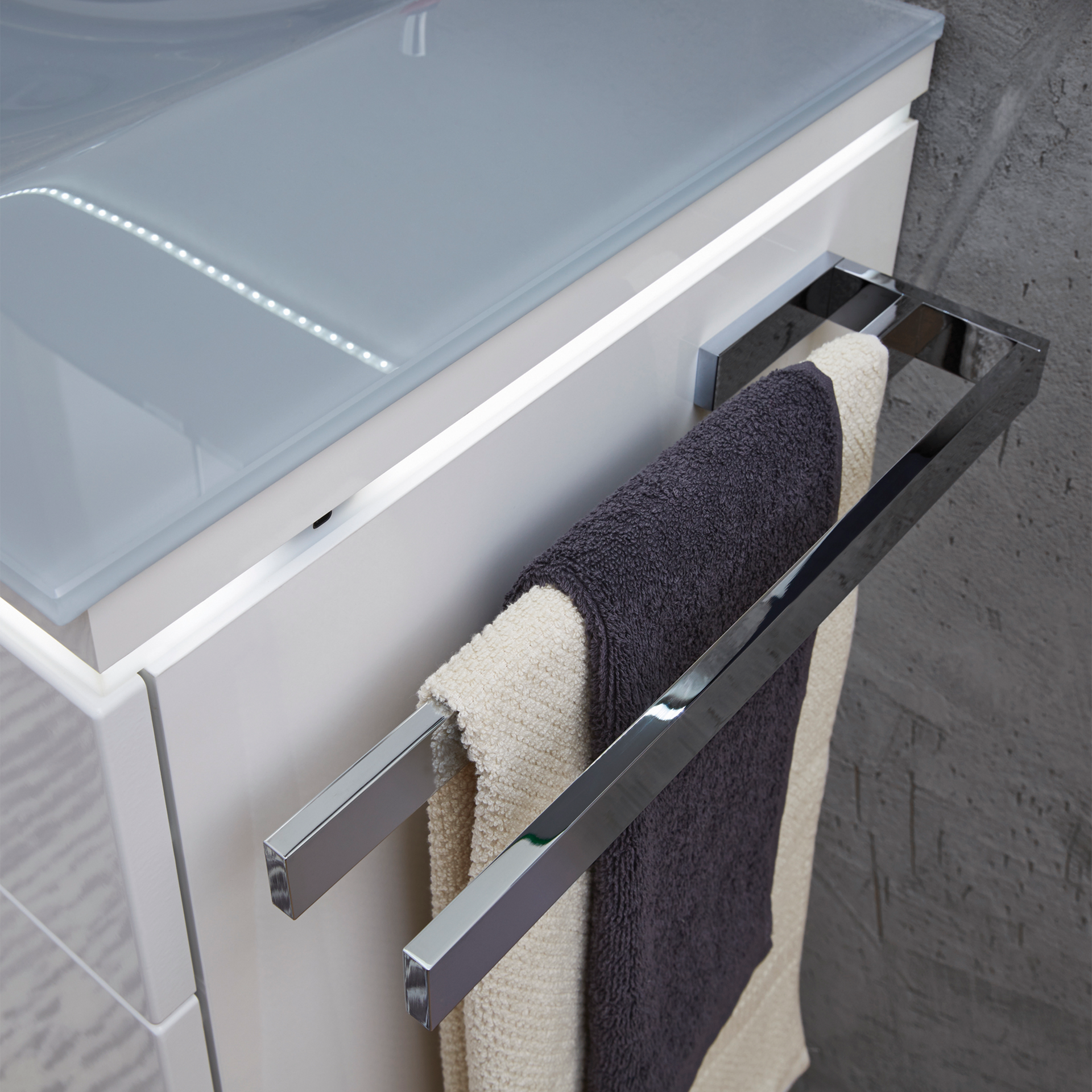 Handtuchhalter zweiarmig milieu