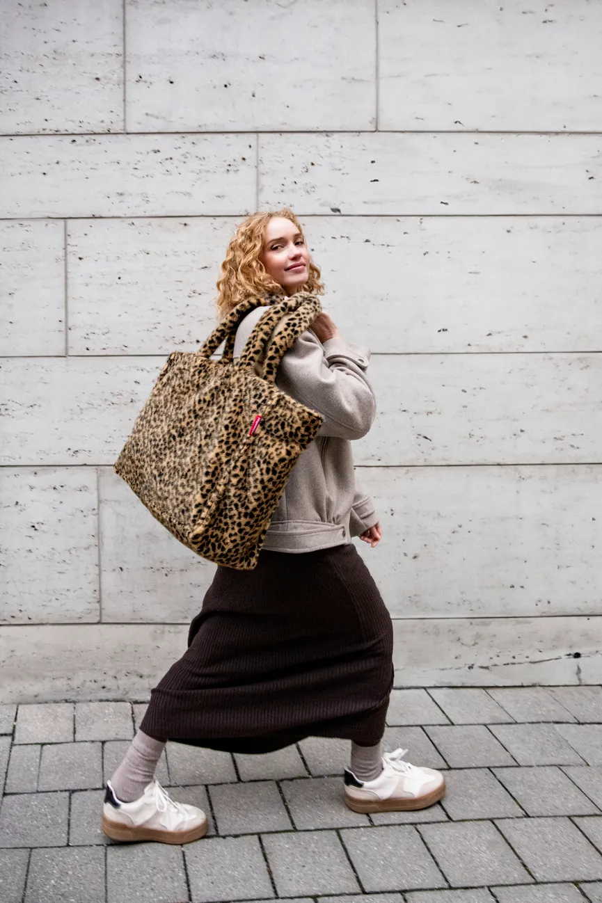 Softshopper "leo fake fur" milieu