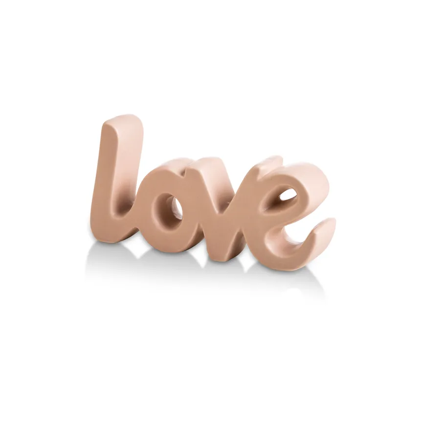 Schriftzug "Love" rosa detail