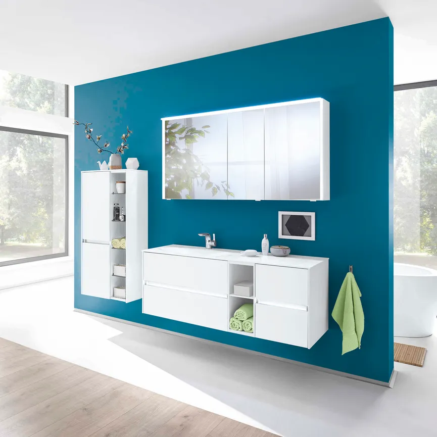 *Midischrank re. milieu
