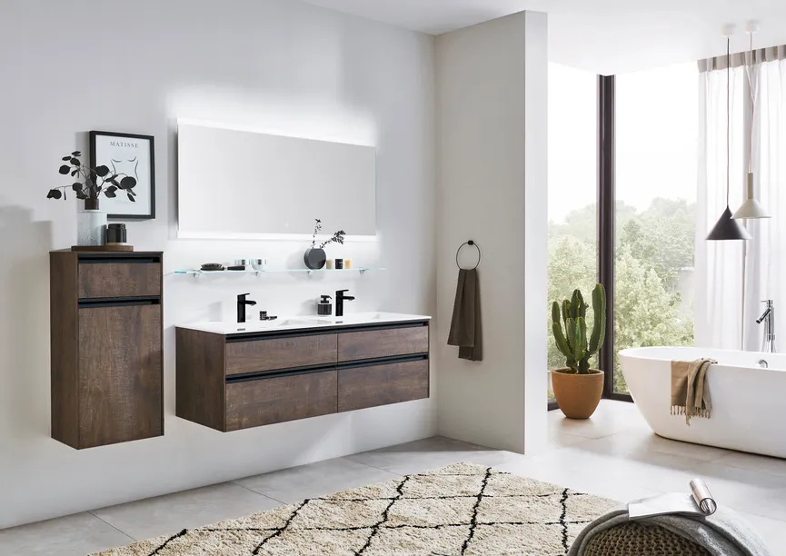 *Highboard milieu