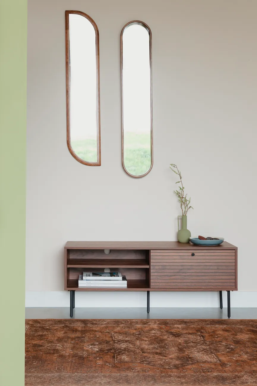 Sideboard milieu