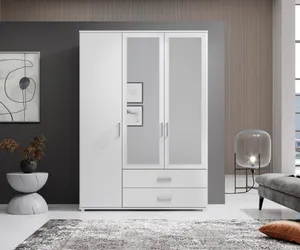 Kleiderschrank