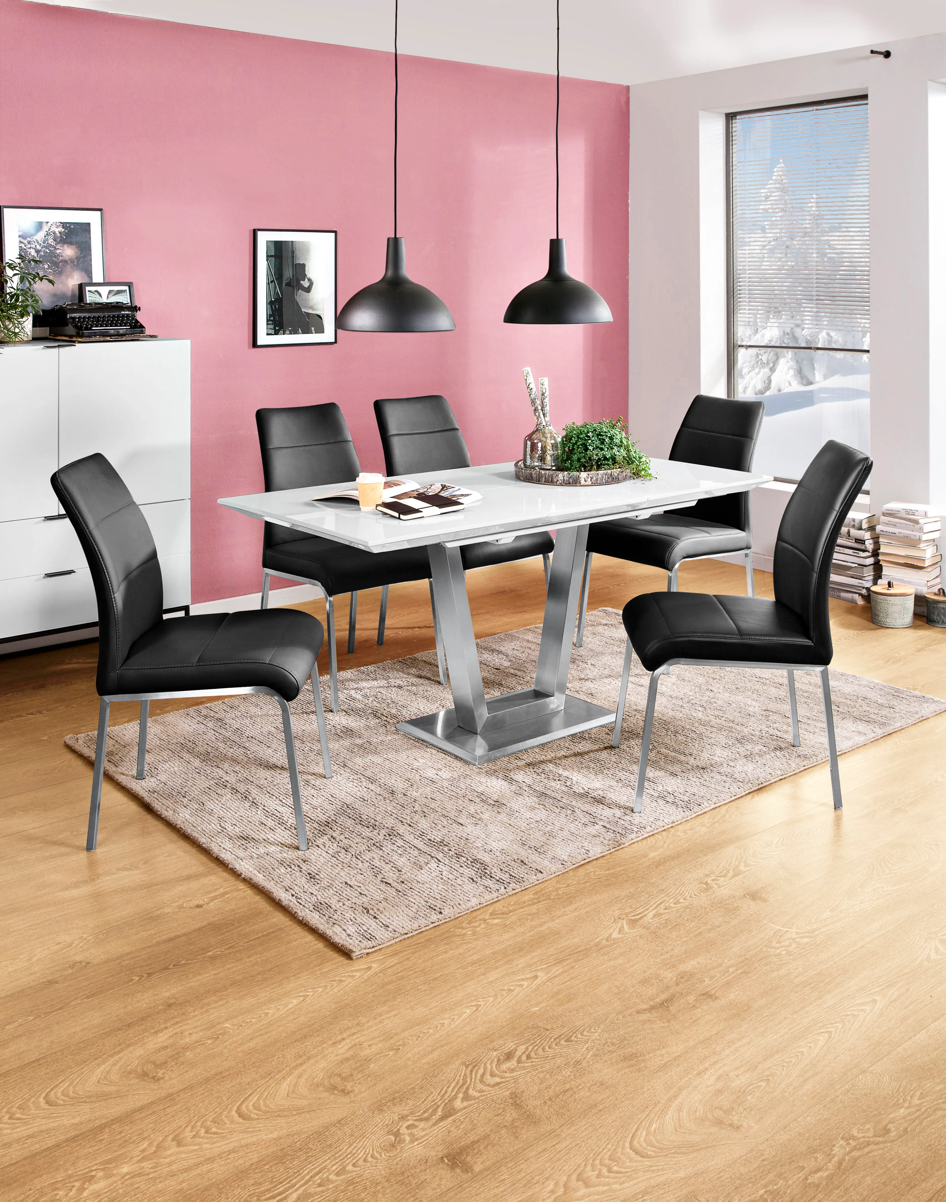 Stuhl Four