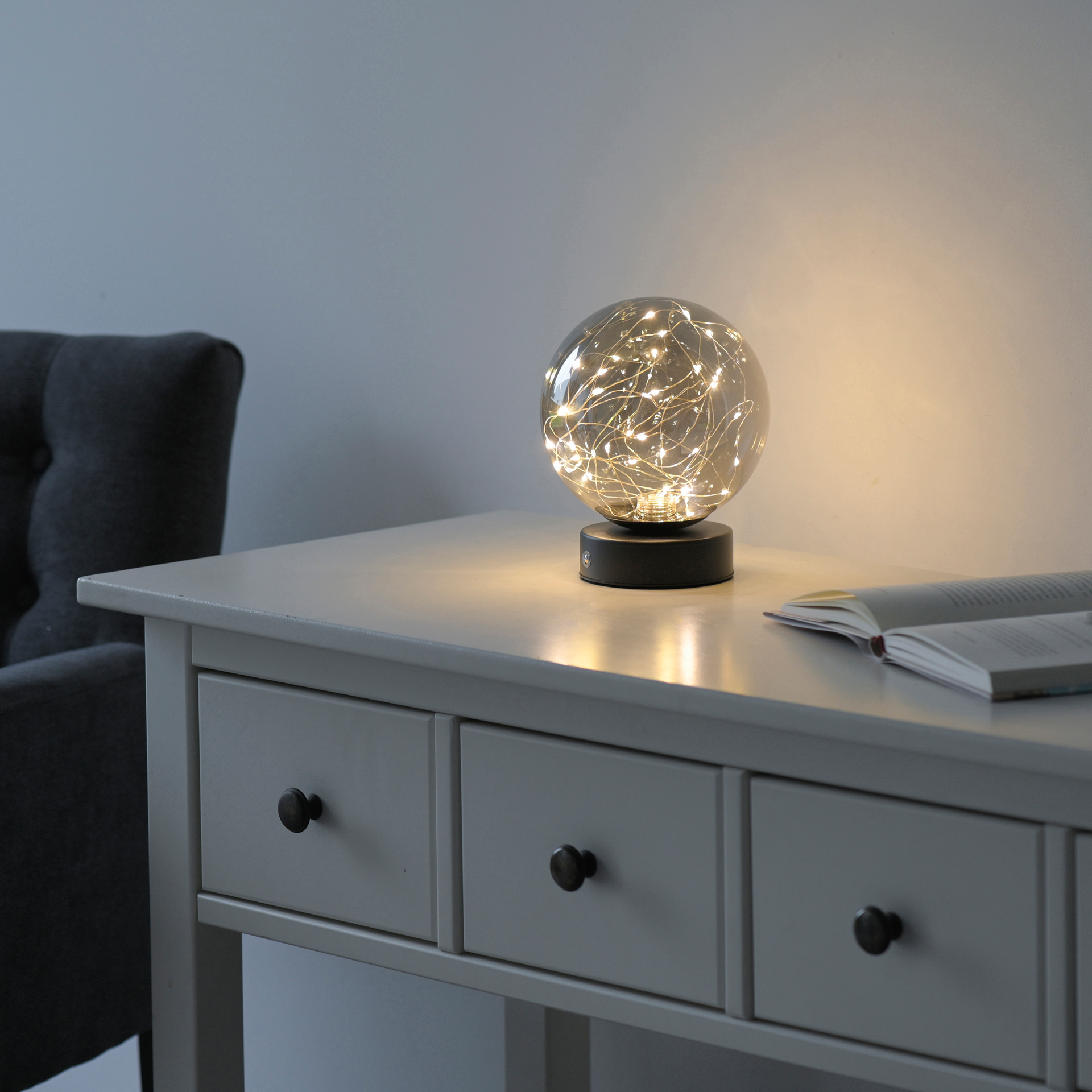 LED-Akkutischleuchte