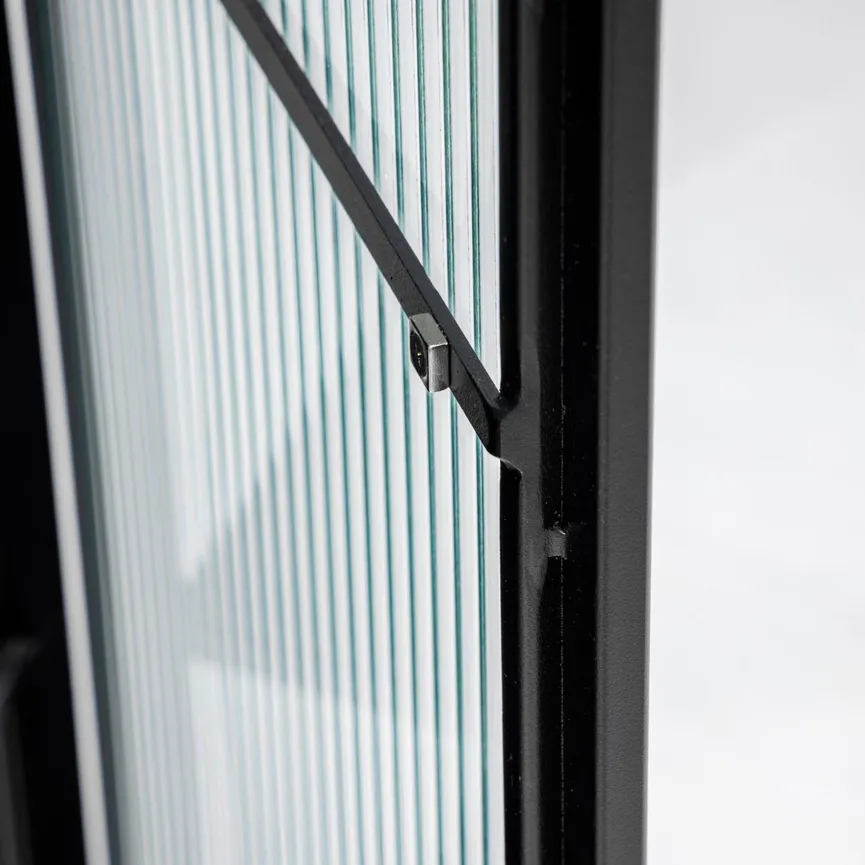Vitrine detail
