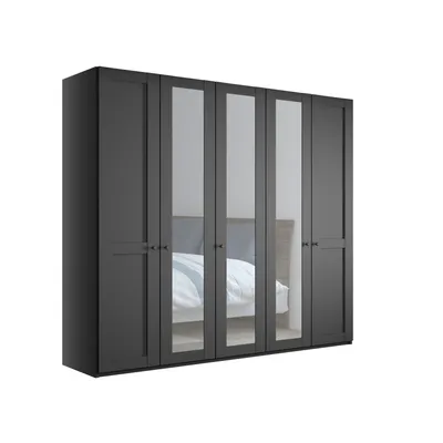 Kleiderschrank 