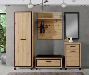 Garderobenschrank