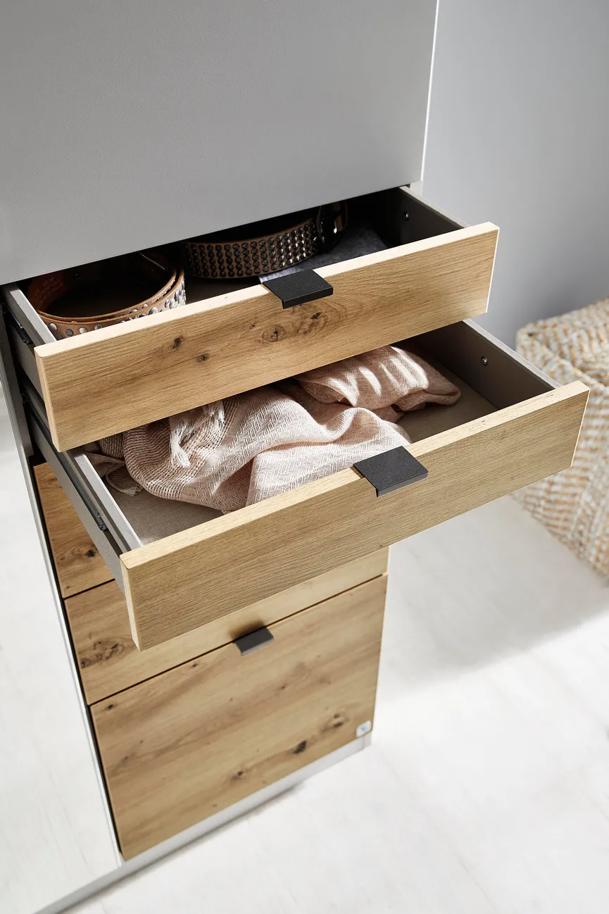Drehtürenschrank detail