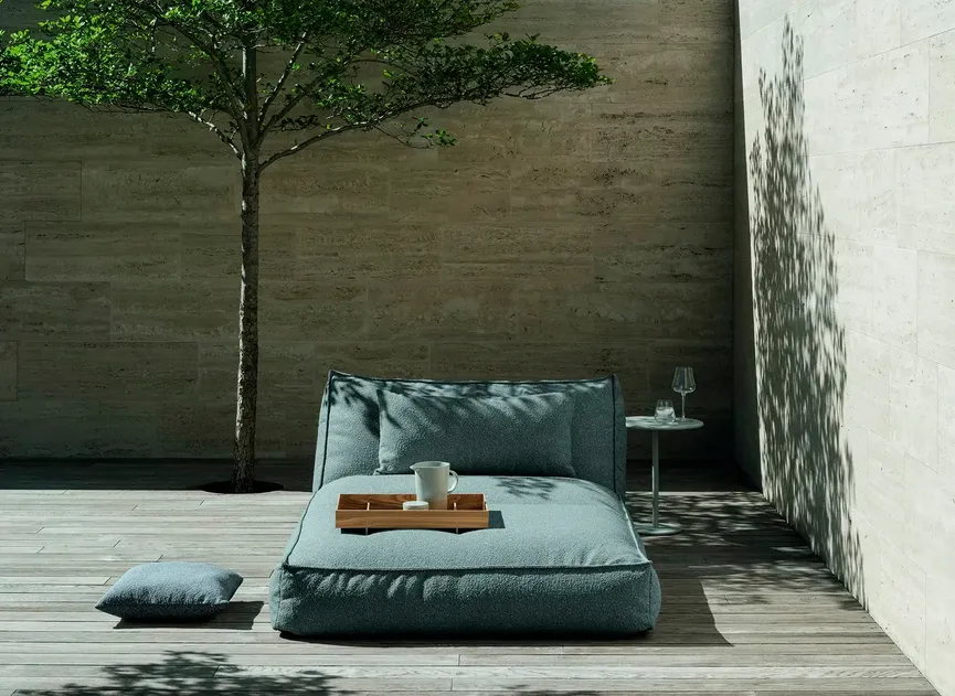 Daybed detail