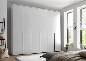 Kleiderschrank