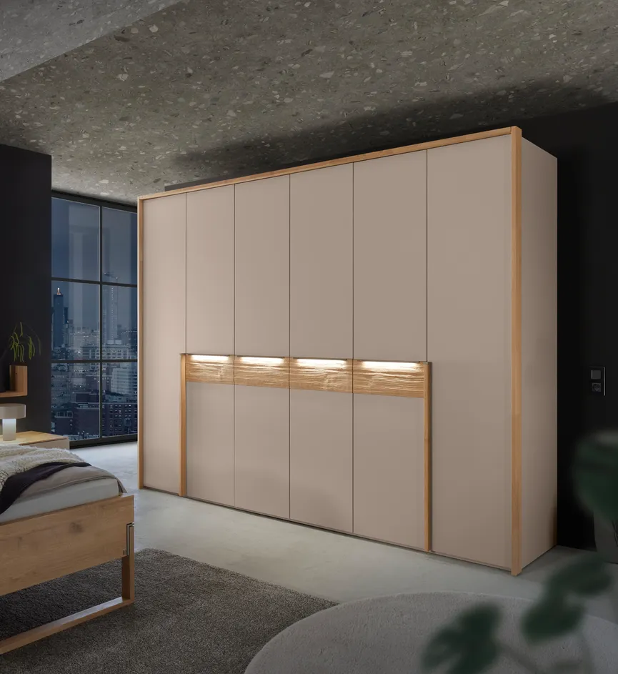 Drehtürenschrank 6-trg. milieu