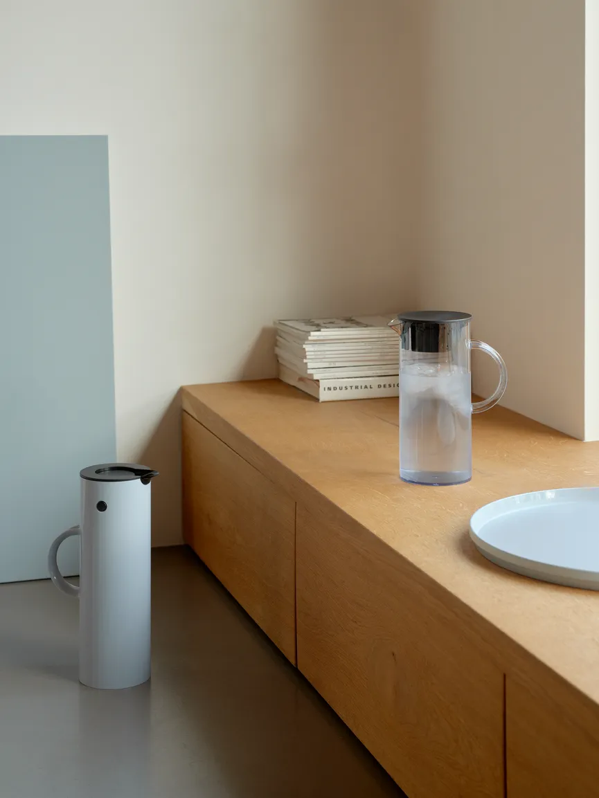 Isolierkanne "EM77" 1 Liter milieu
