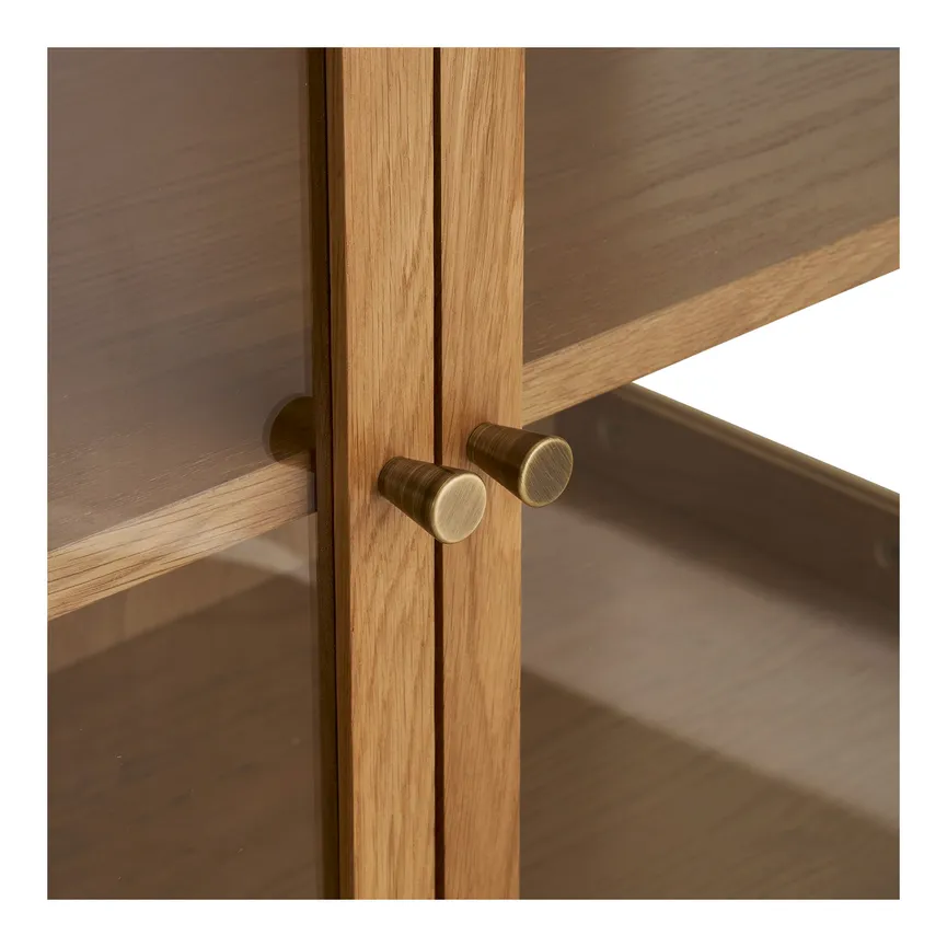 Vitrine 4T/1B detail