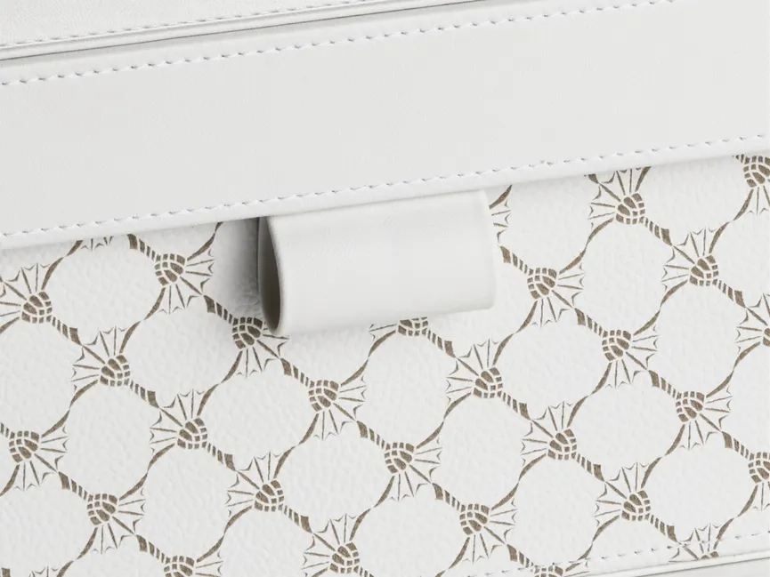 Box L J!Cornflower detail