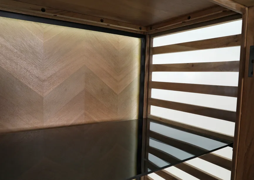 Vitrine 2GT detail