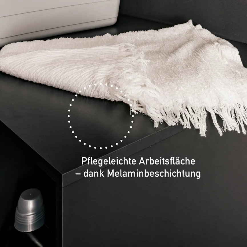 Mehrzwecktisch detail