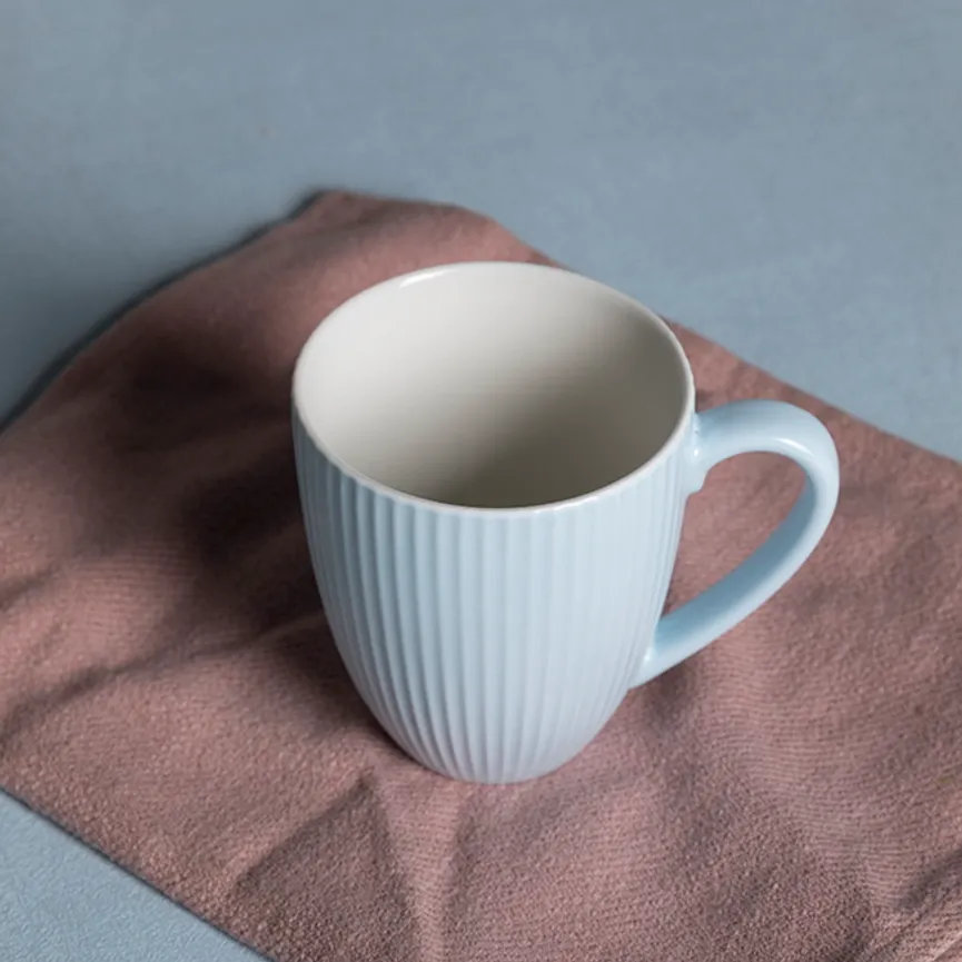 Becher "Alex" 350 ml blau milieu