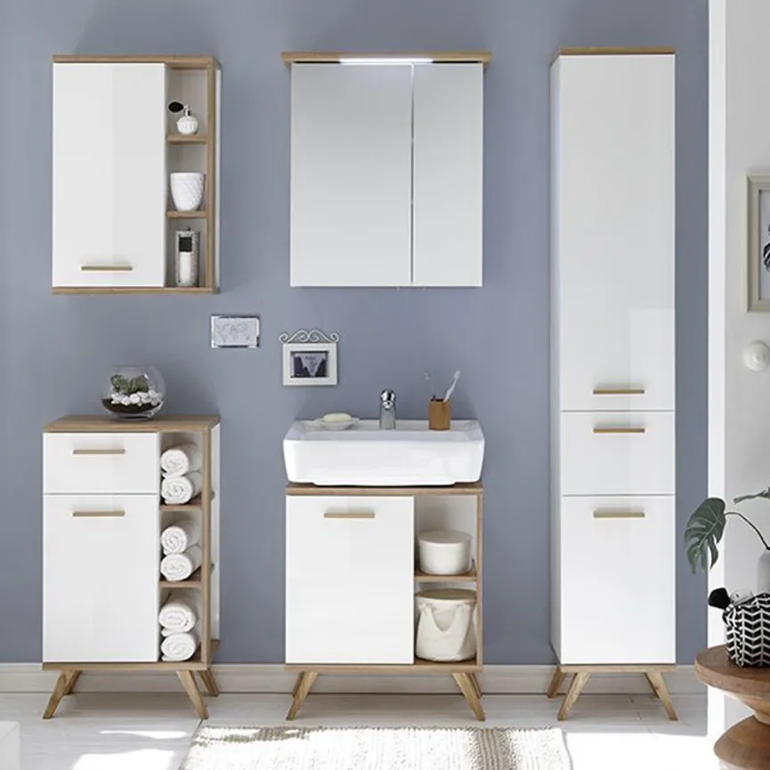 *Oberschrank milieu