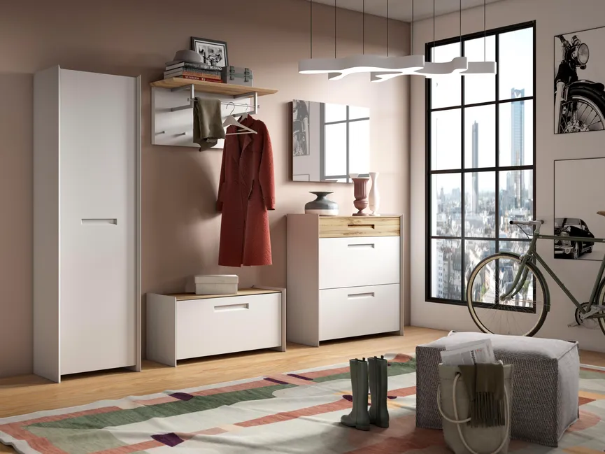 Garderobenkombination stehend hauptaufnahme