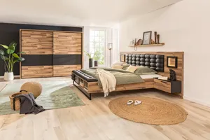 Schwebetürenschrank