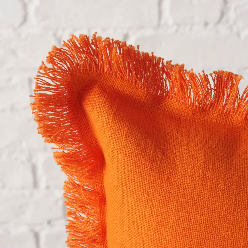 Kissen "Lenea" dunkelorange detail