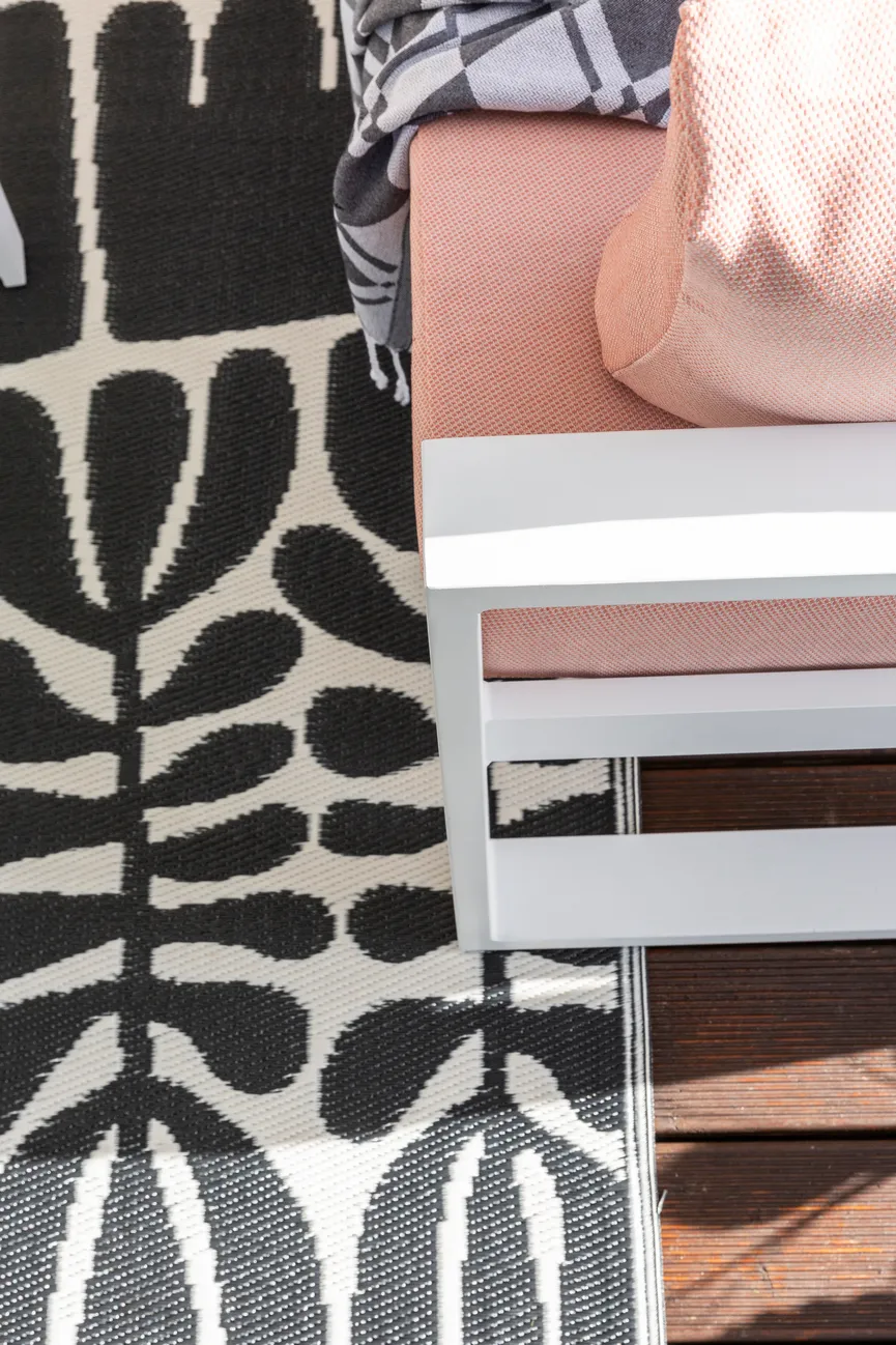 ** Lounge rechts detail