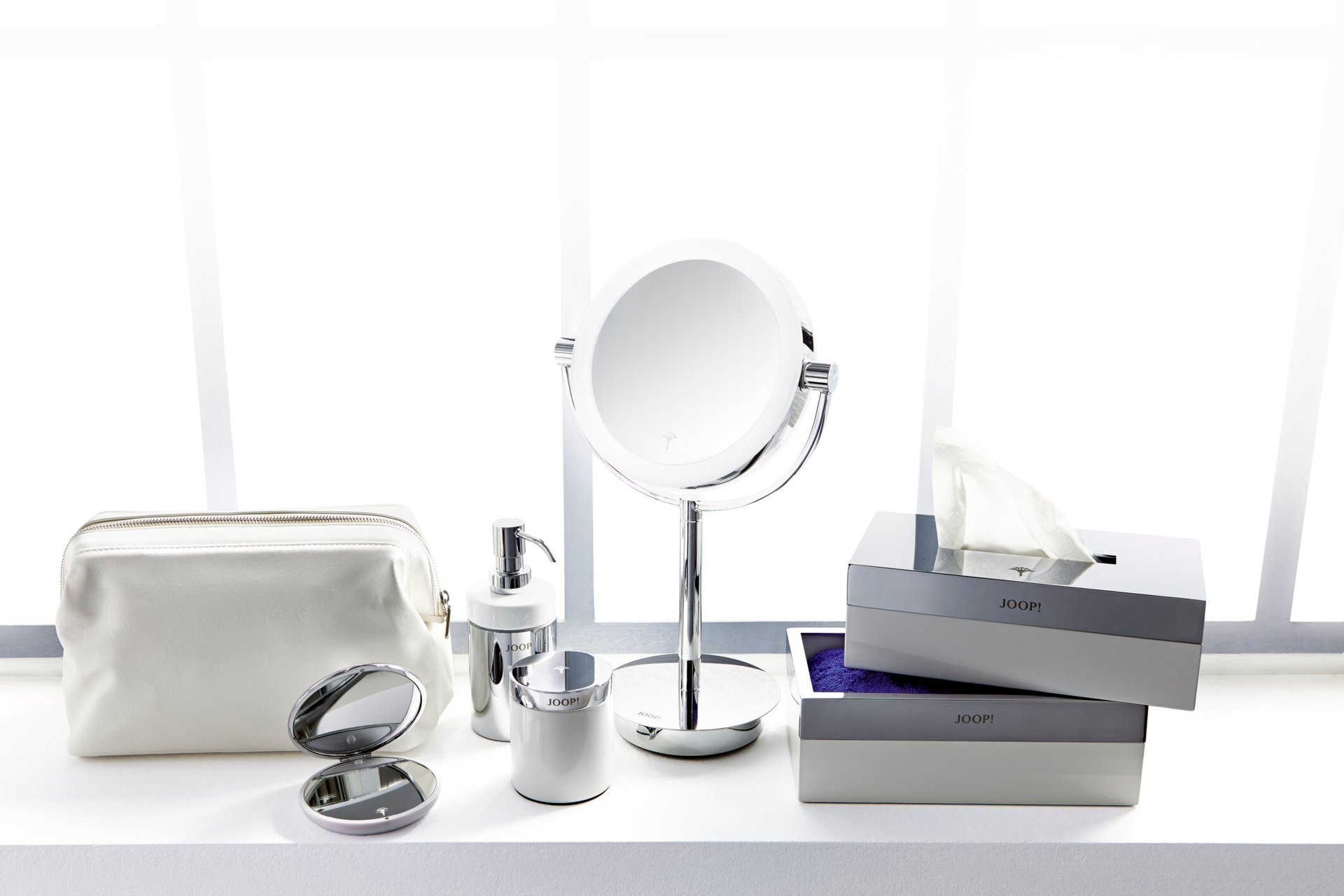 JOOP! TOUCH Stand-Kosmetikspie milieu