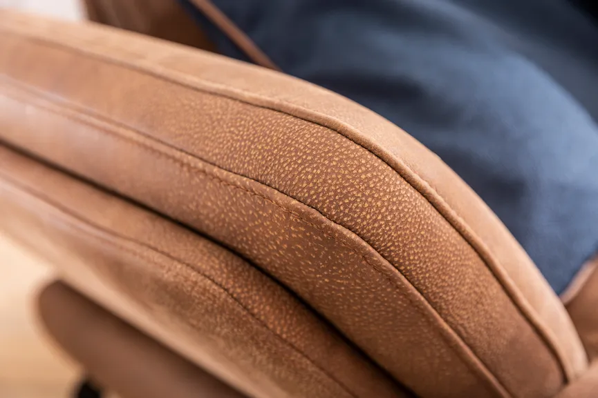 Vienna Schenkel-Longchair re detail