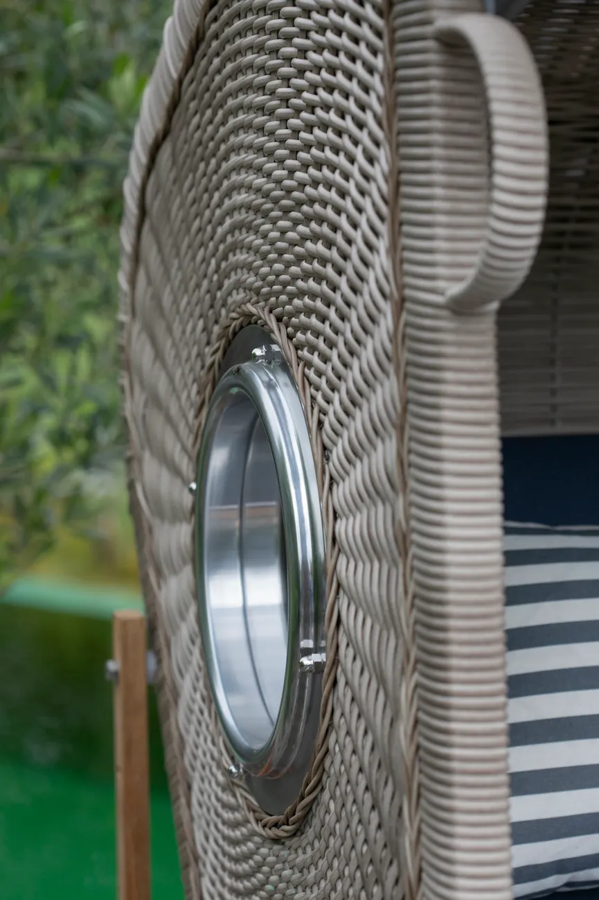 Pure SailorXL white kubu detail