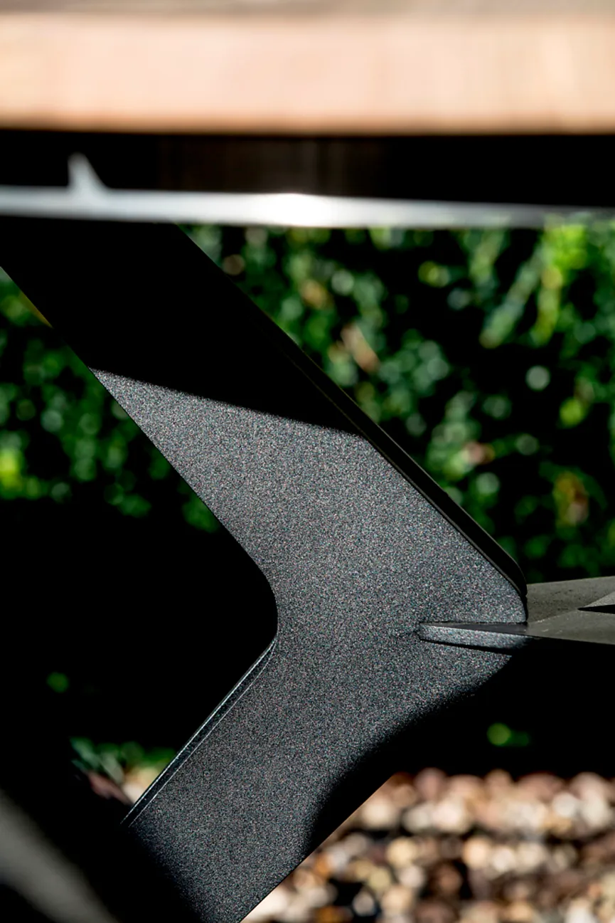 Tisch massiv Ø 140 detail