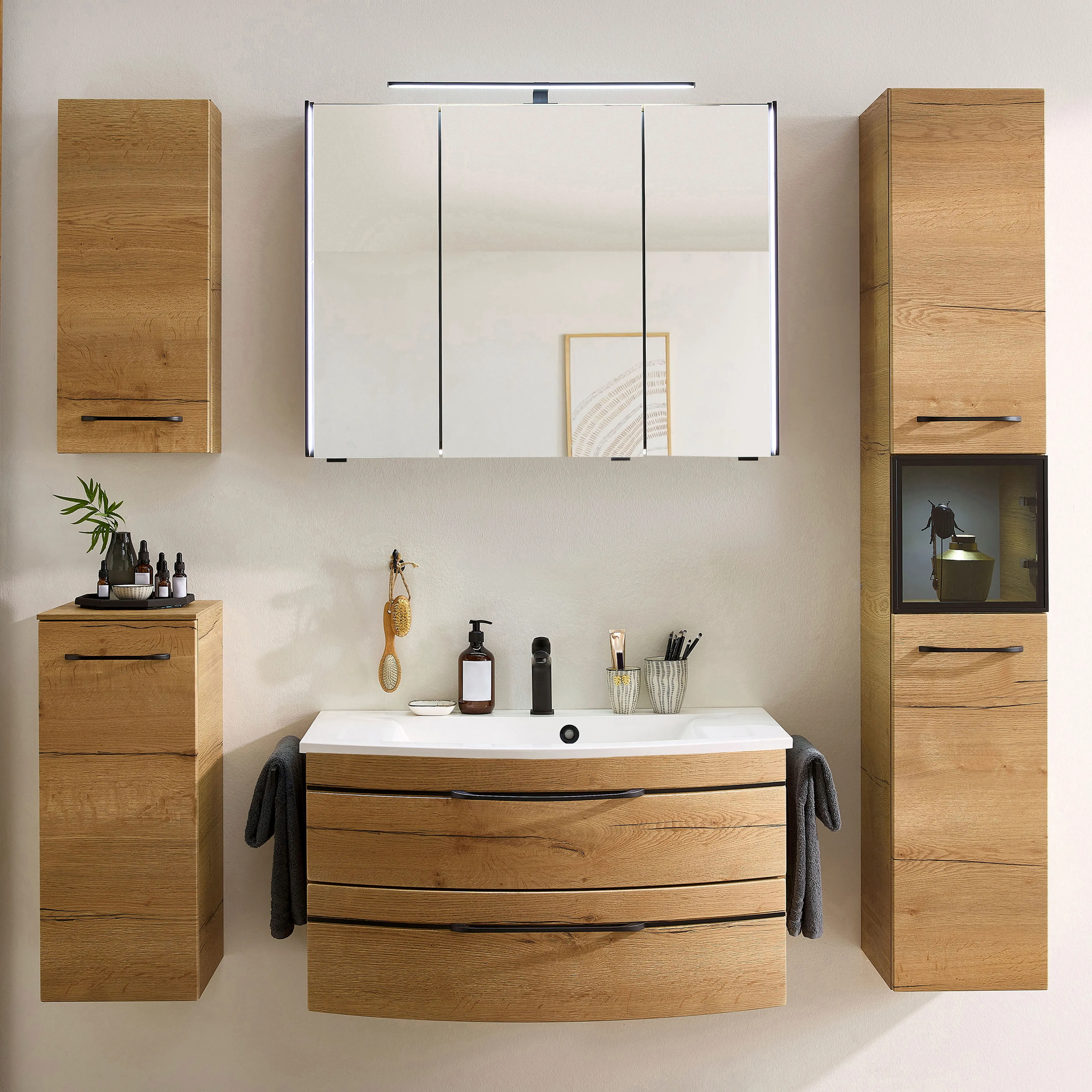Vitrinen-Hochschrank PE 7045