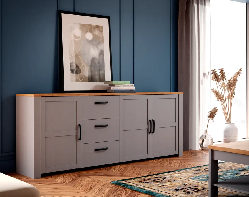 Sideboard detail