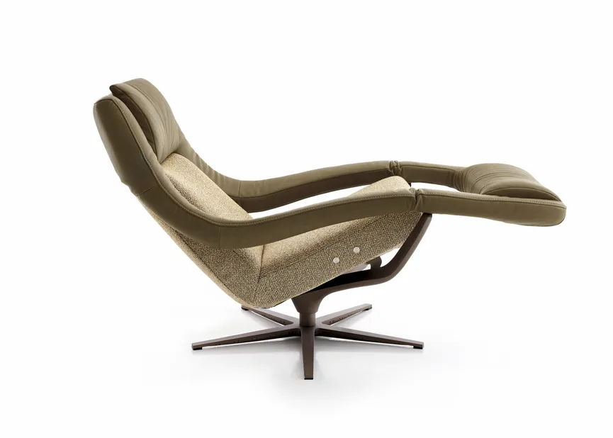 Sessel Yoko-2 DK bronziert detail